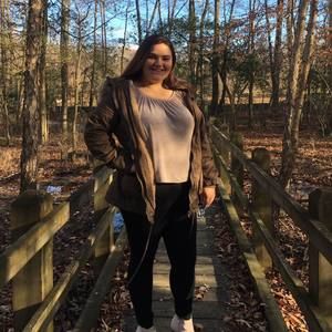 Meet your Posher, Katie